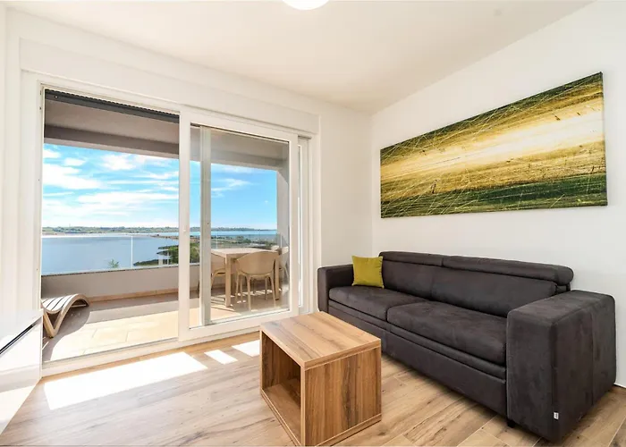 Aquavista 2 דירה