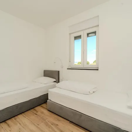 Aquavista 2 Apartament *